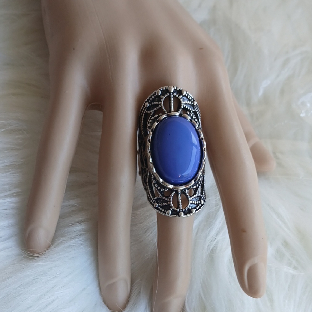 Paparazzi Blue and Silver Statement Ring with Intricate Filigree Strech